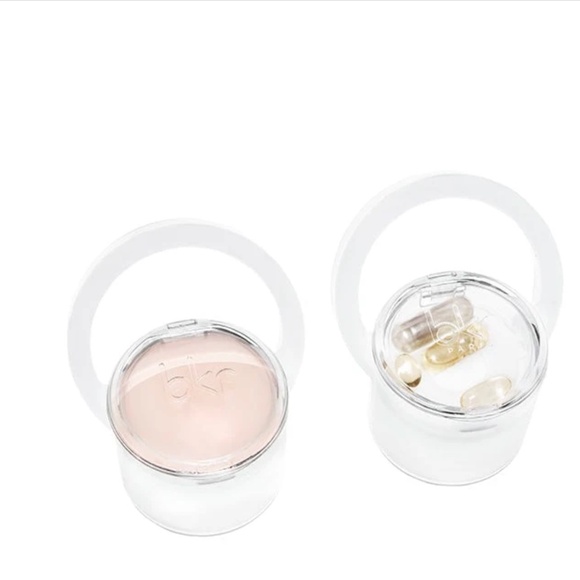 bkr Little Bottle - 500 mL - 16oz (w/ additional standard and compact cap) - Picture 7 of 7